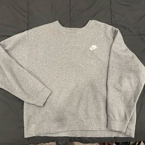 Men’s Grey Nike Crewneck w/ white logo
